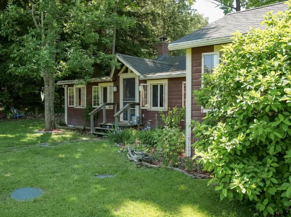 Tots Cabin - Image 3