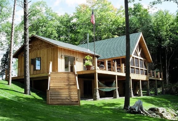 The Lakehouse of Braeloch - Image 1