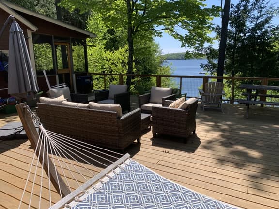 Tots Cabin - Image 1